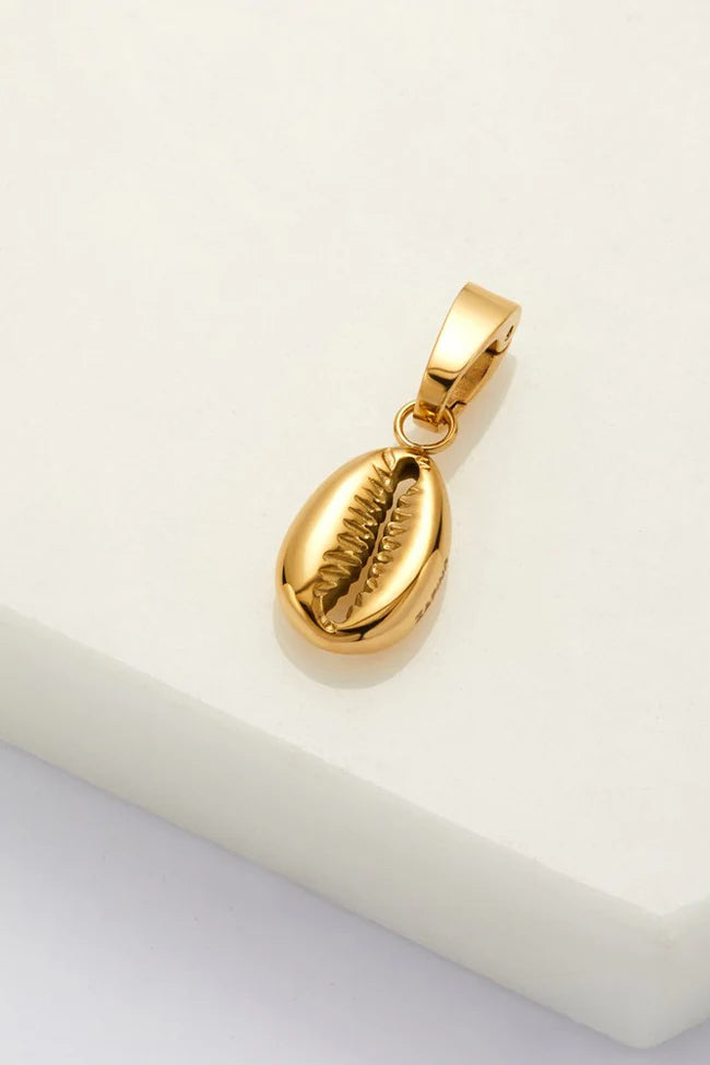 Zafino Cowrie Shell Charm - Gold