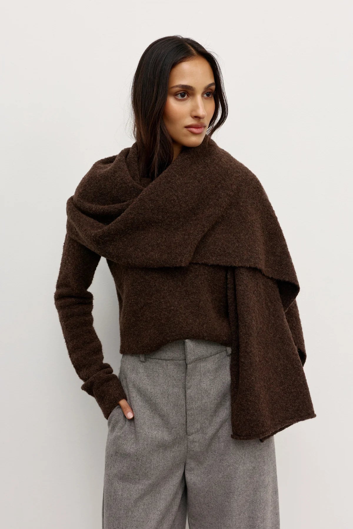 Bayse Soba Scarf - Bear