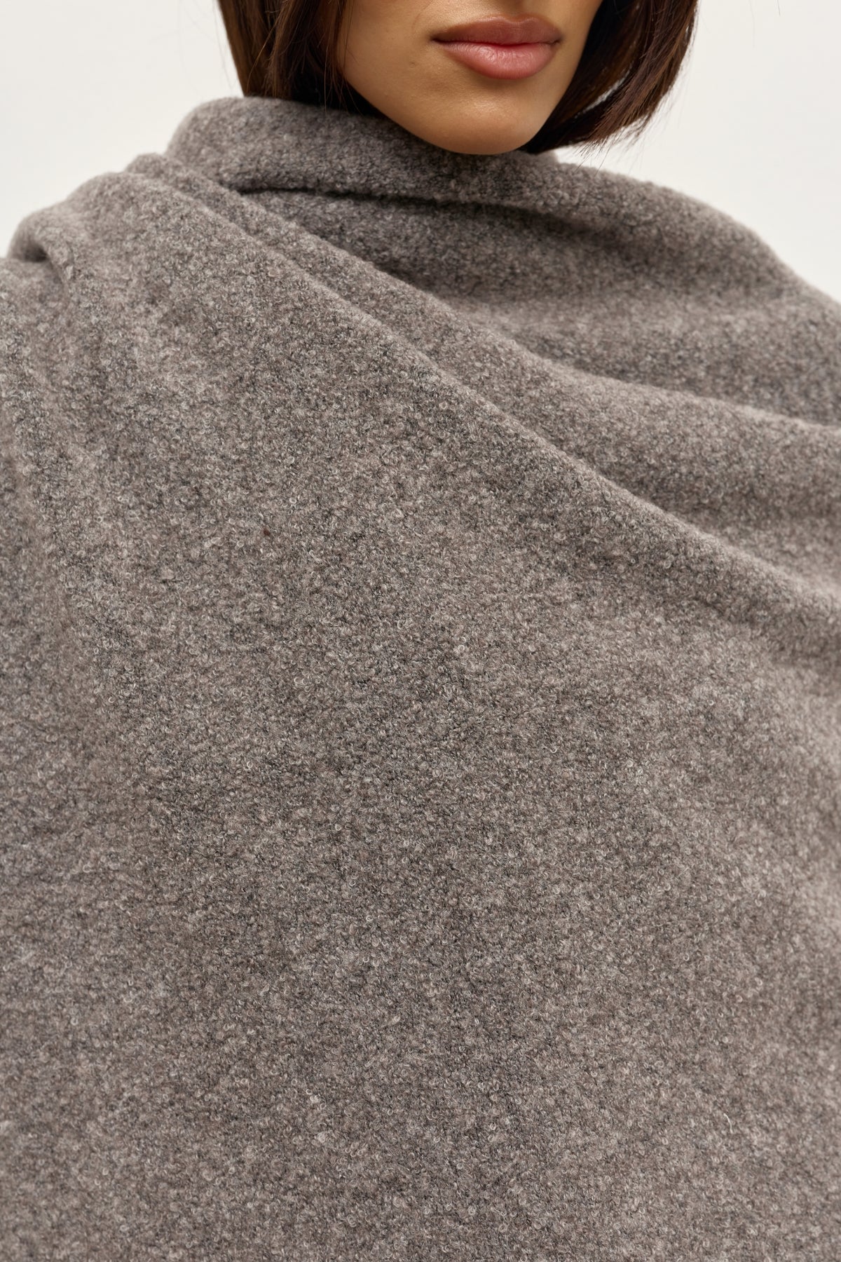 Bayse Soba Scarf - Beige Grey