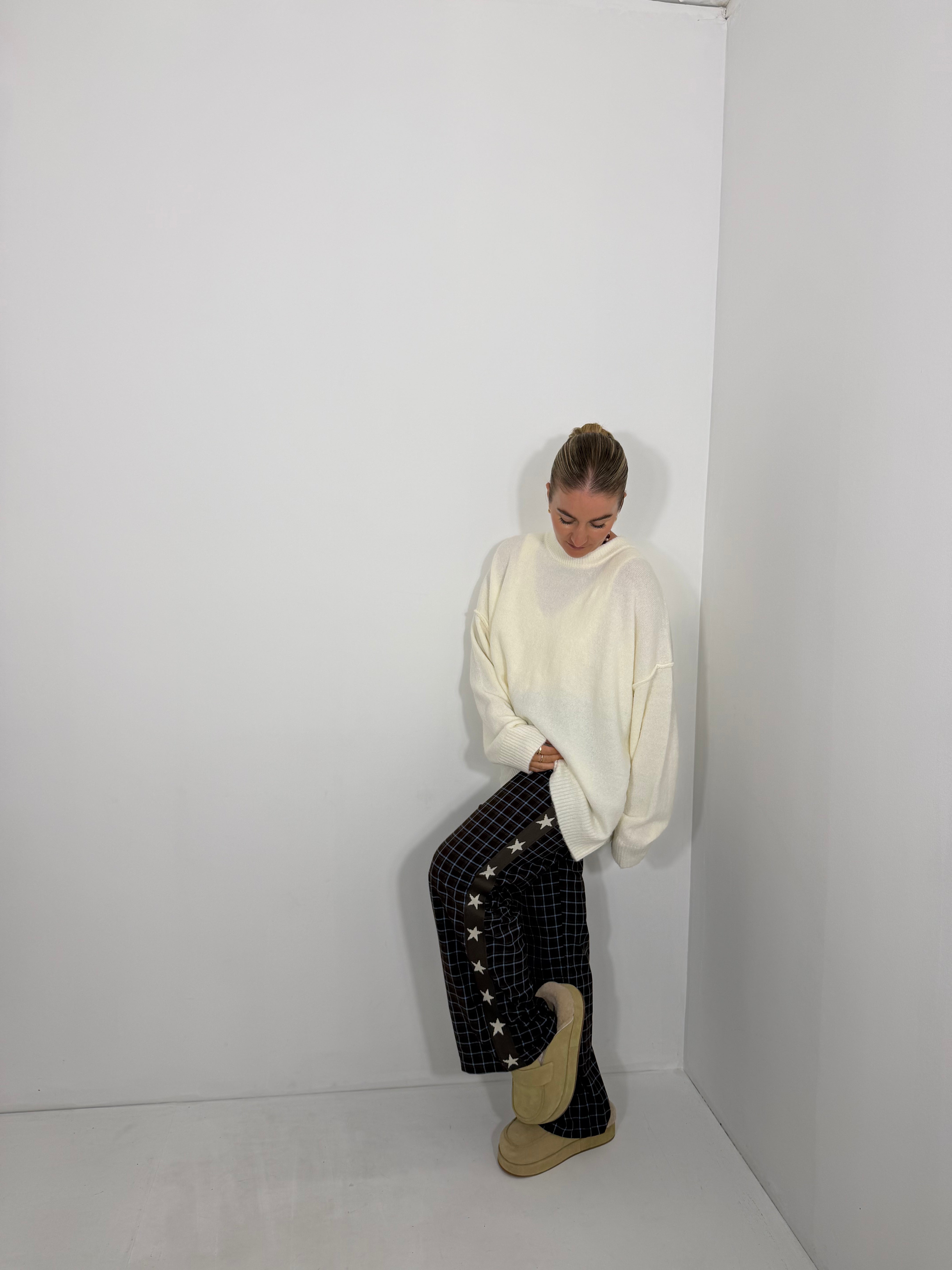 By Frankie Gingham & Star Pants