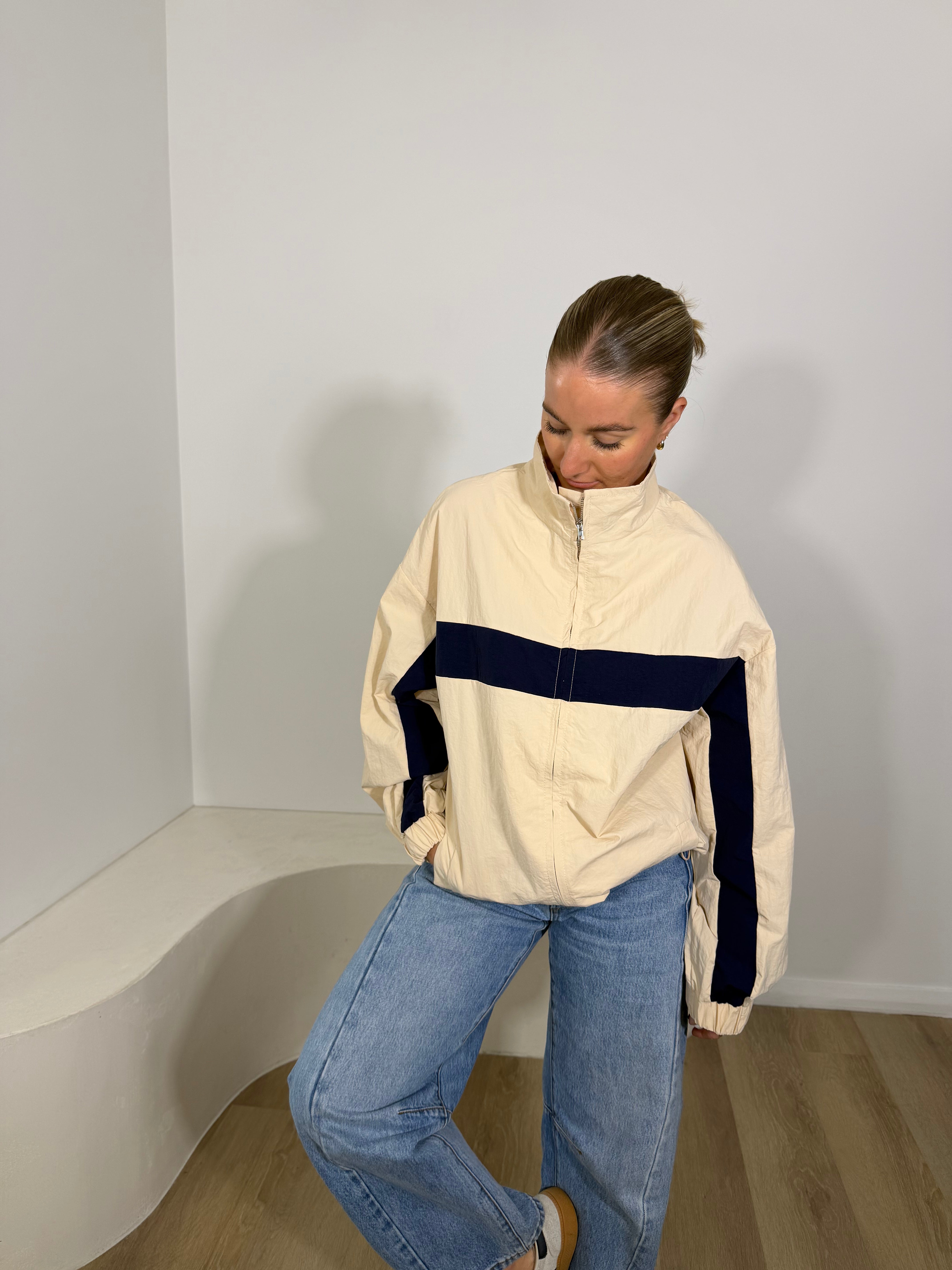 By Frankie Windbreaker Jacket - Beige & Navy