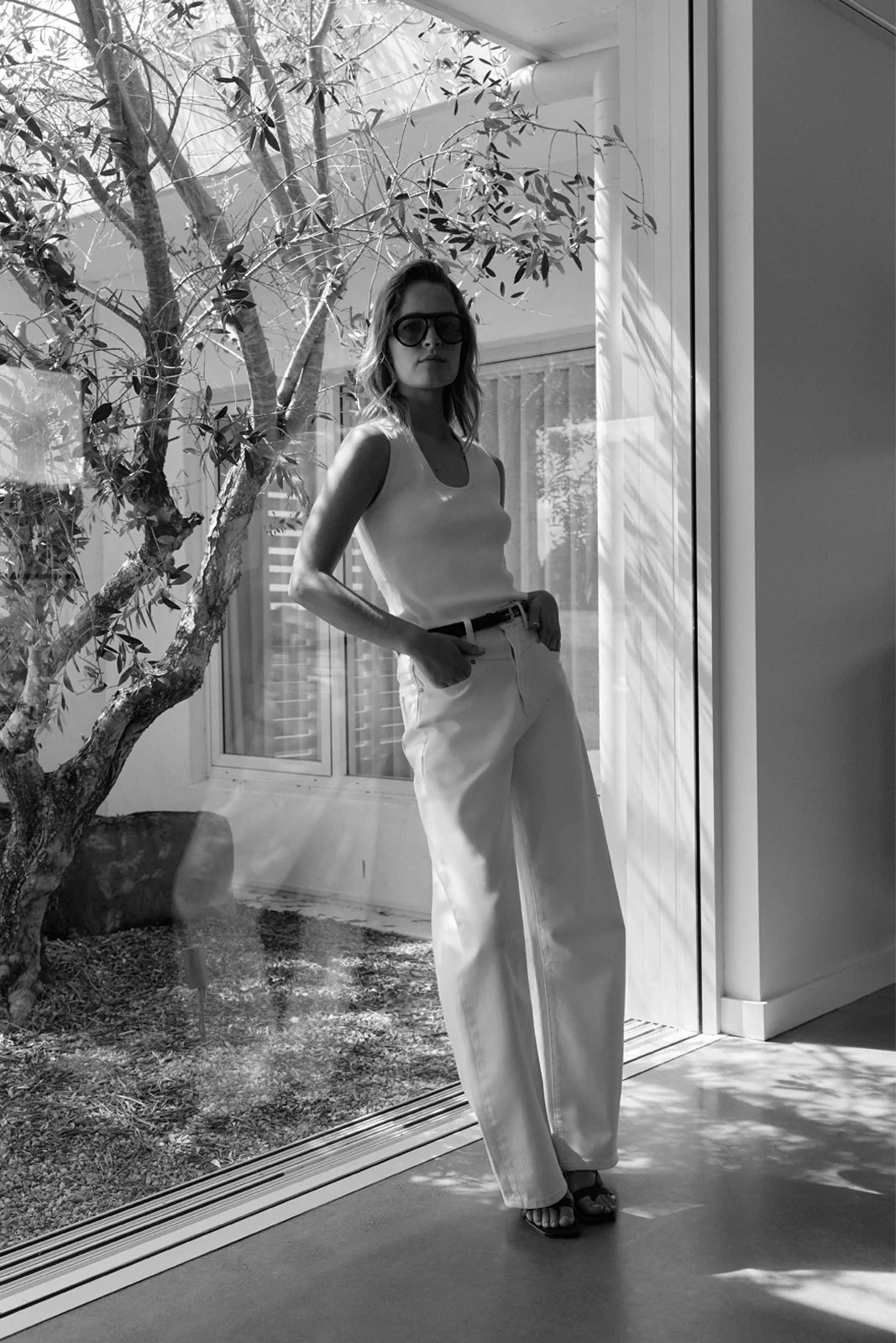 Elka Collective Chelsea Barrel Jean - Ivory