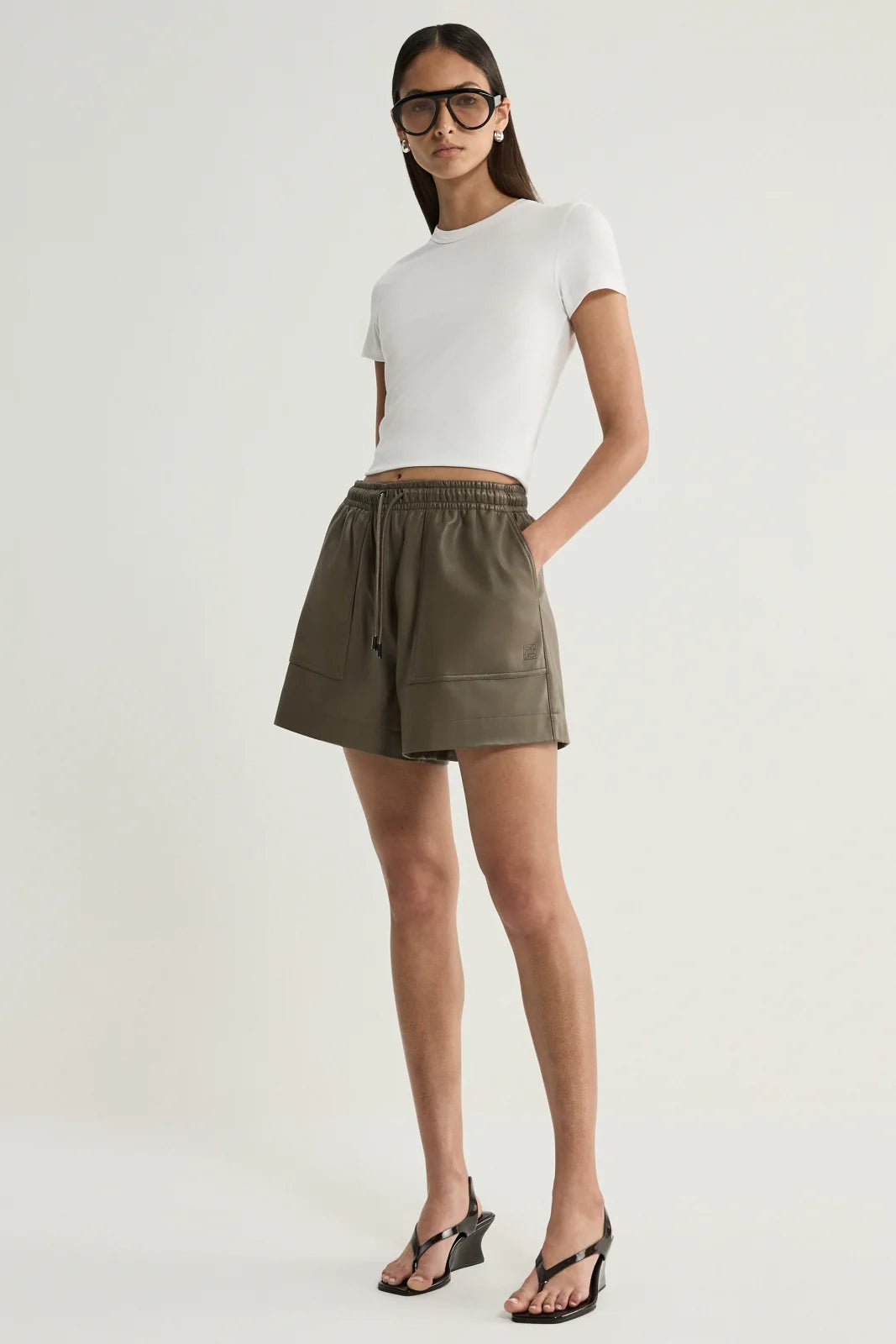 Elka Collective Emerson Short - Taupe