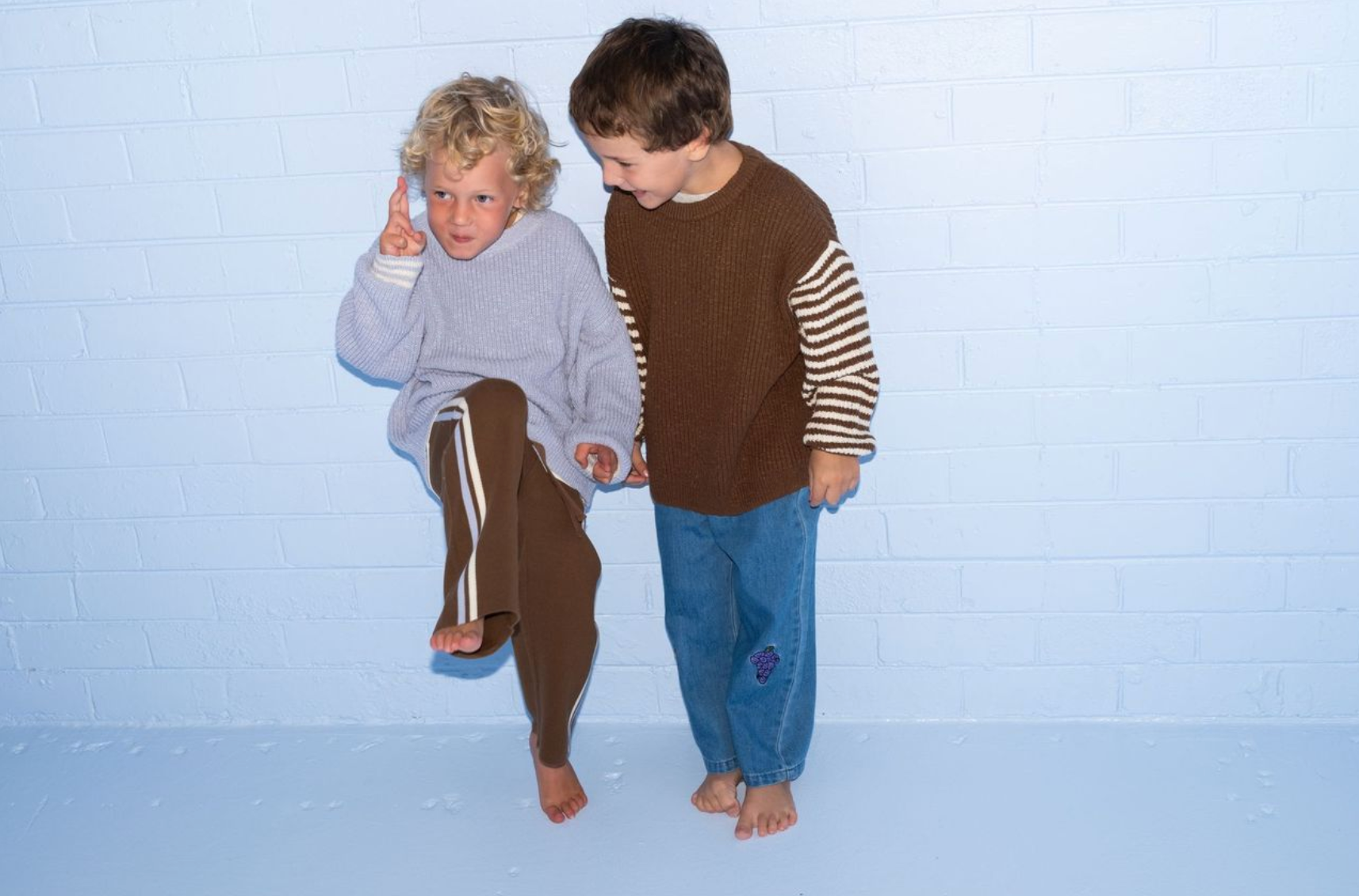 Grown Stripe Sleeve Knit Pull Over - Espresso