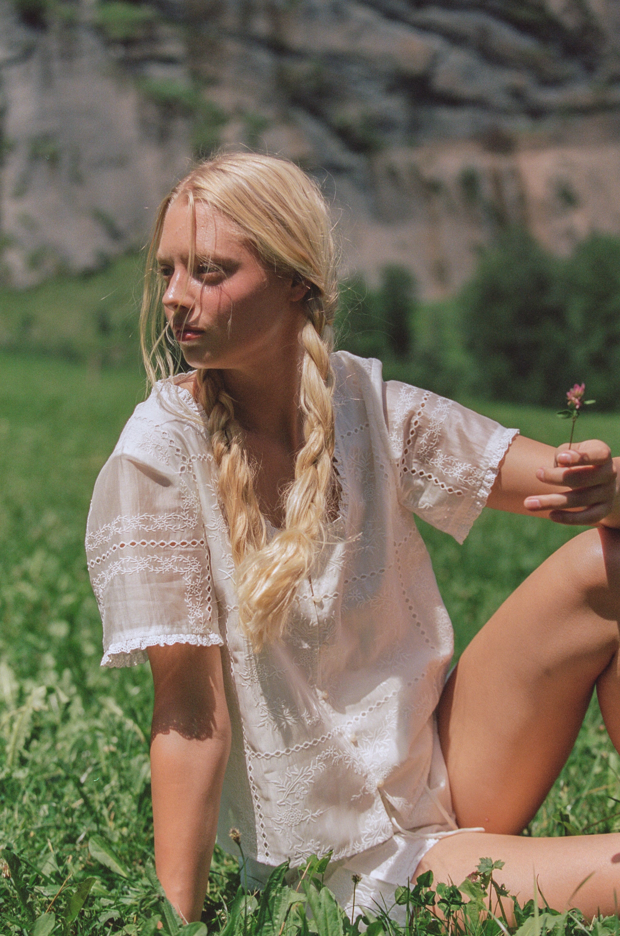 Juni Alenka Lace Blouse - Blanc (Coming Soon)