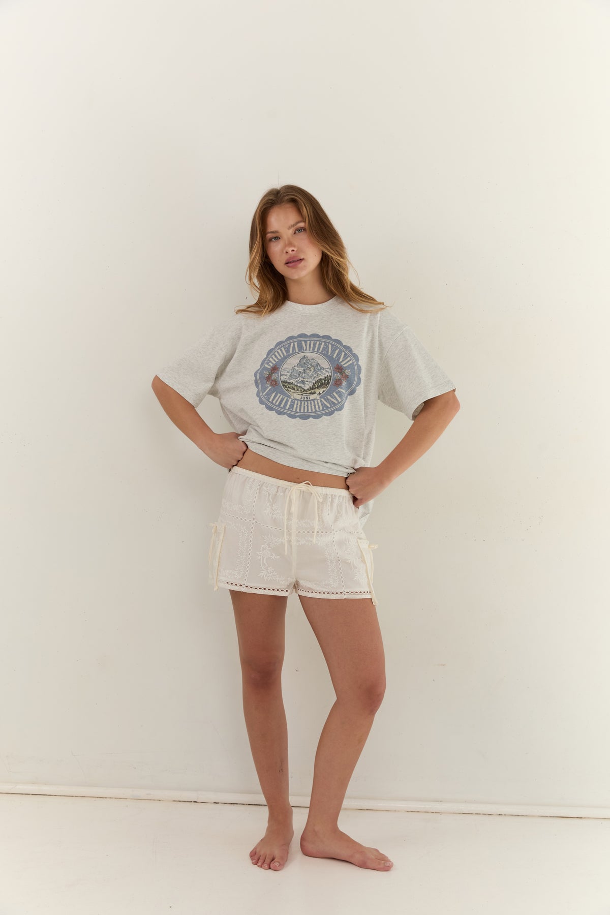 Juni Millie Short - Blanc (Coming Soon)