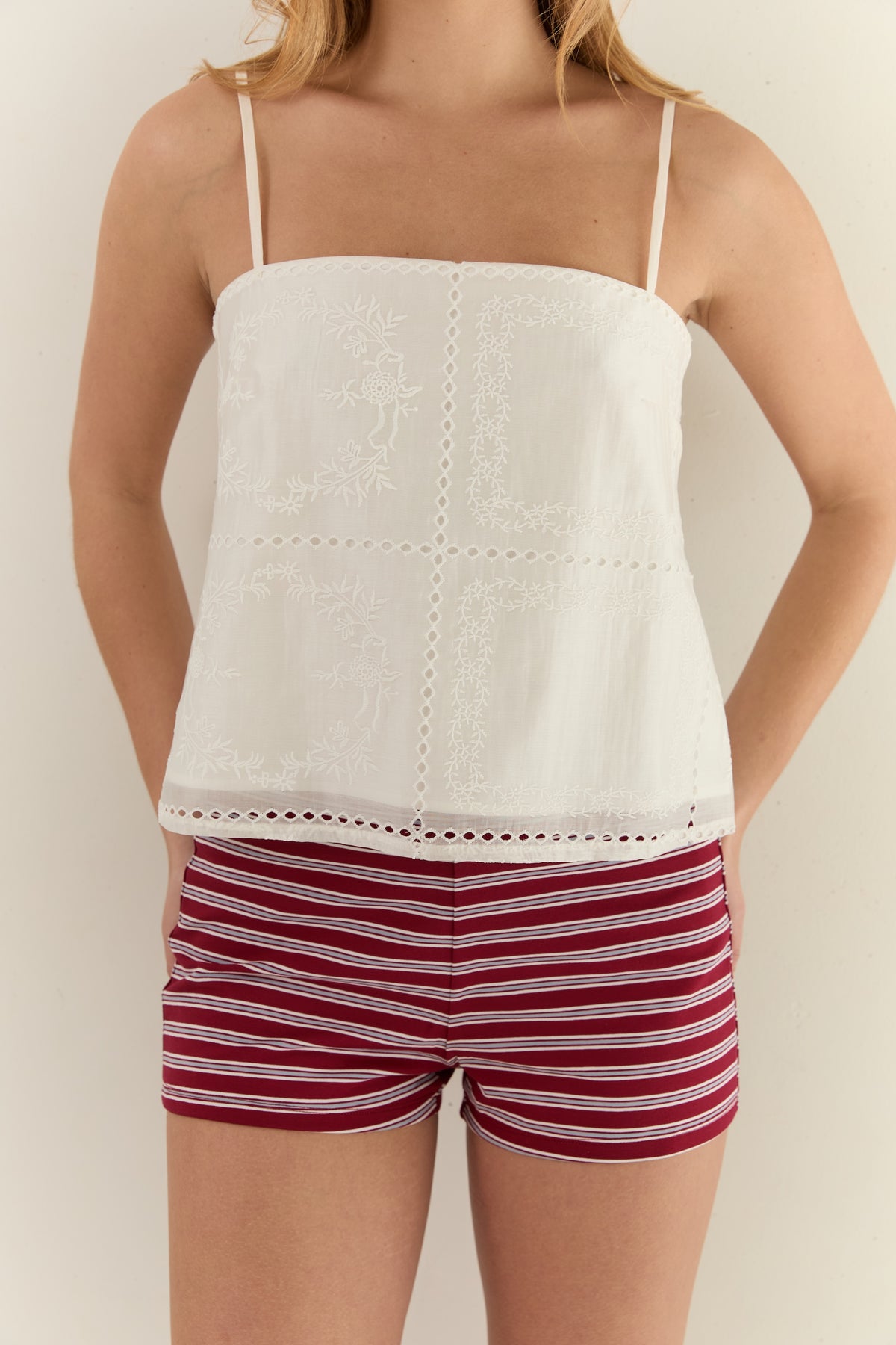 Juni Olivia Lace Cami - Blanc (Coming Soon)