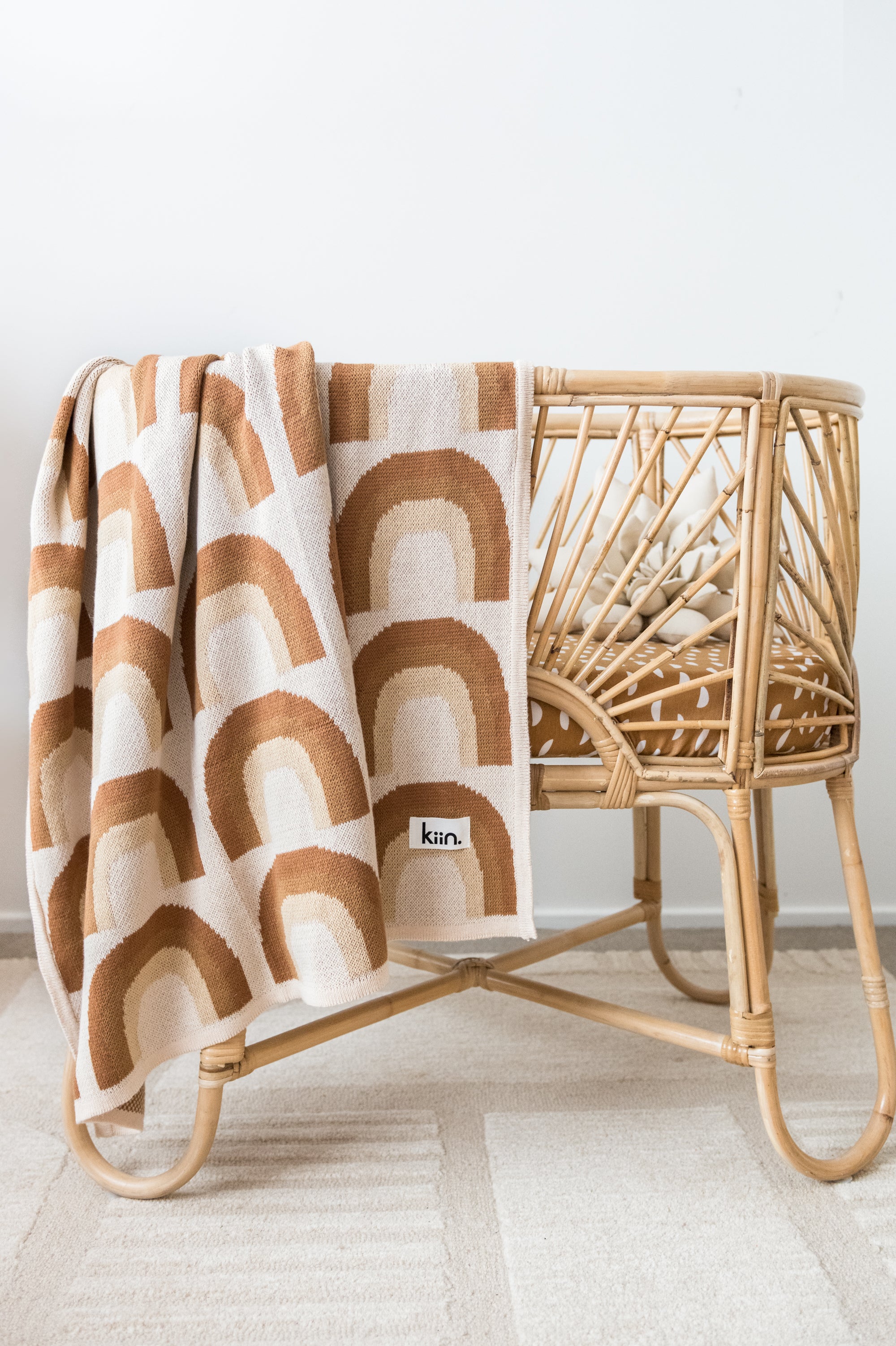 Kiin Organic Cotton Knitted Blanket - Rainbow