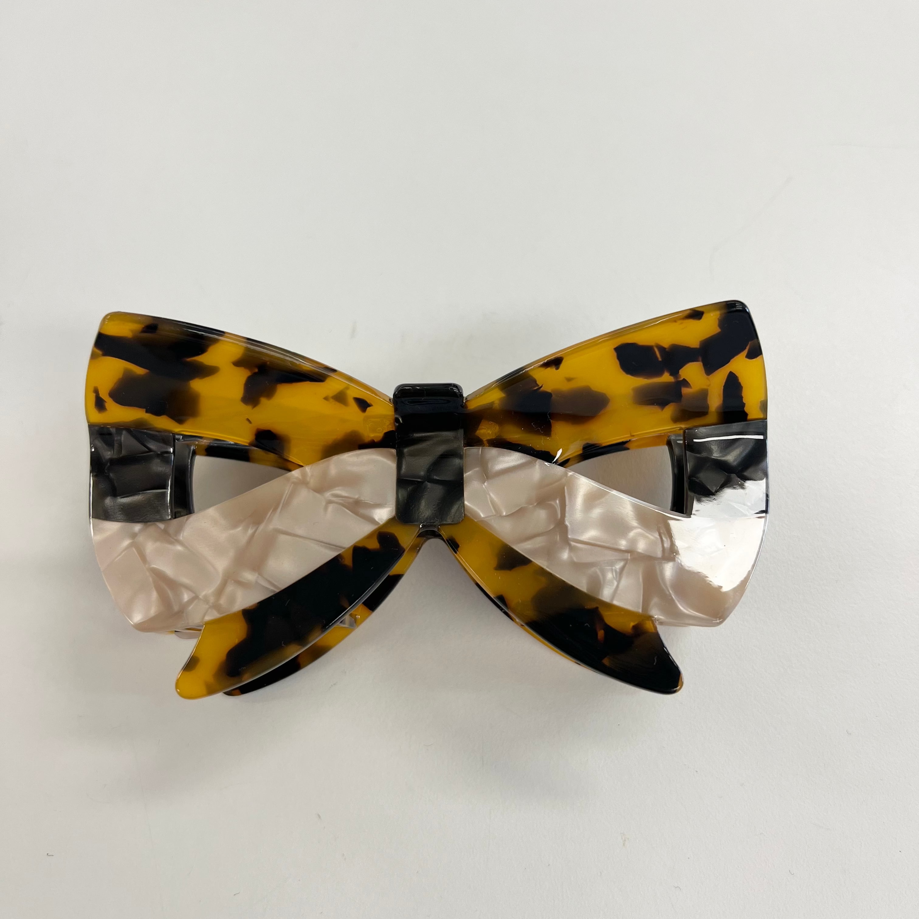 Kingston Tortoise Bow Hair Claw