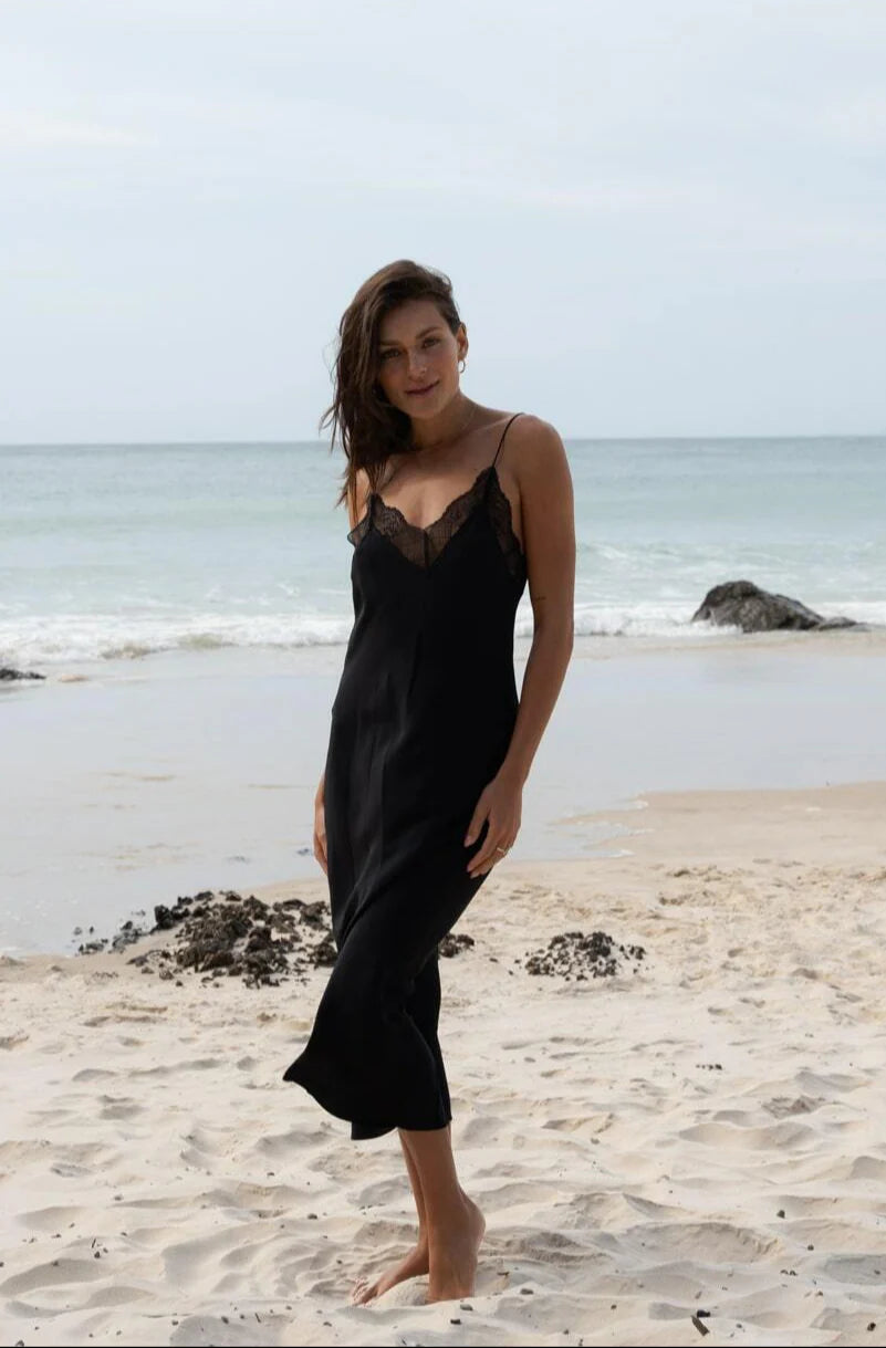 Lilly Pilly Freya Silk Slip - Black