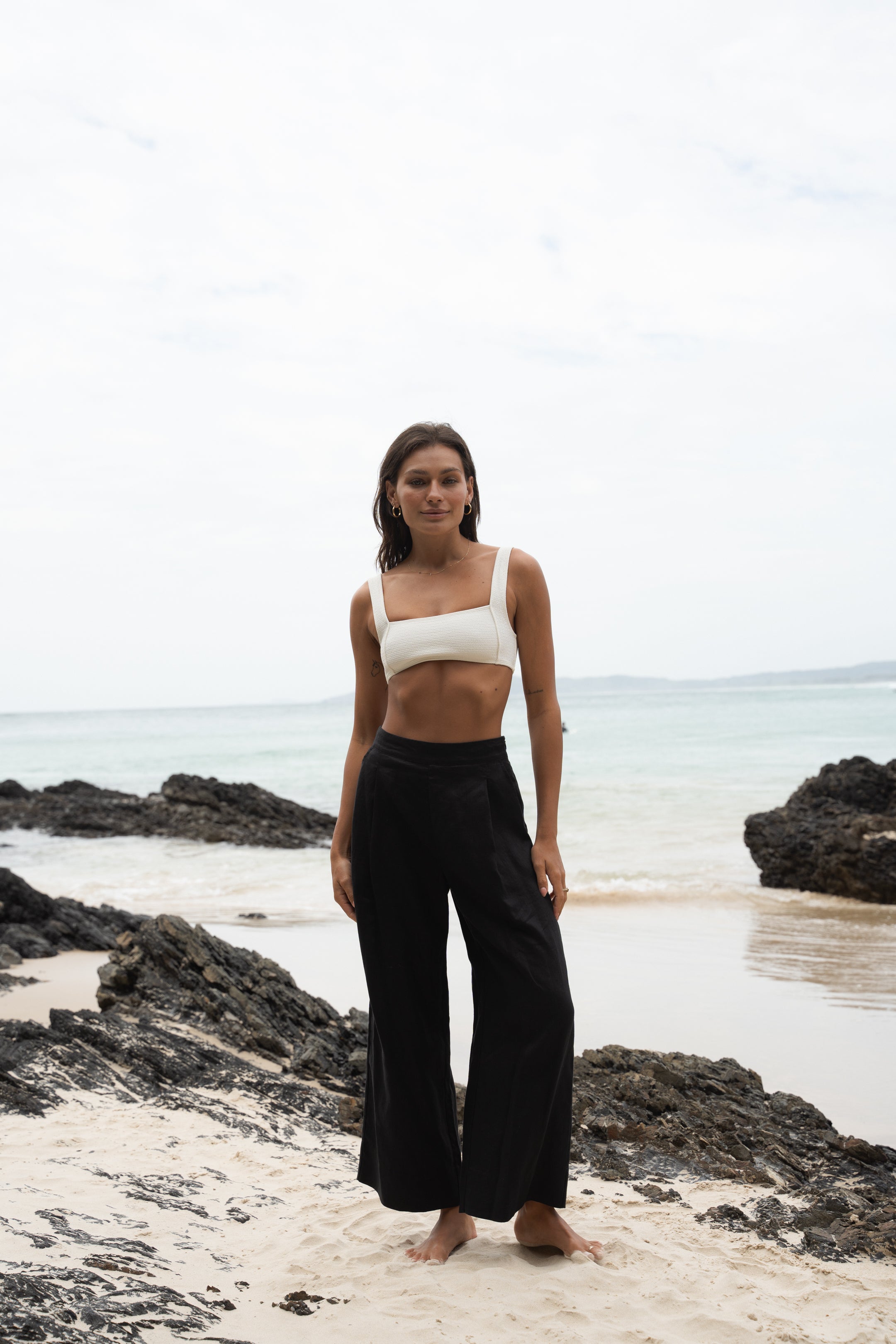 Lilly Pilly Ivy Linen Crop Pants - Black