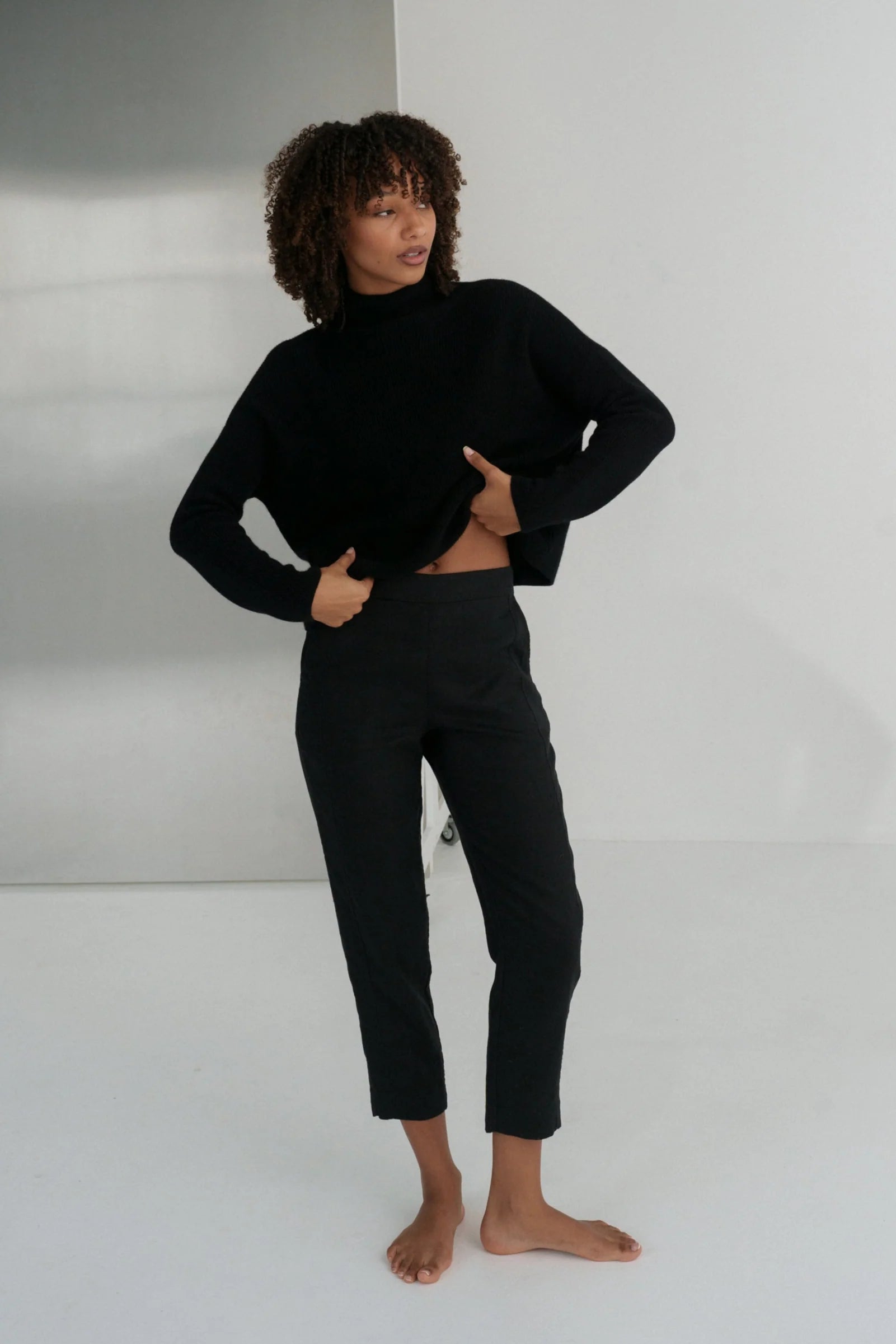 Lilly Pilly Emer Linen Pants - Black