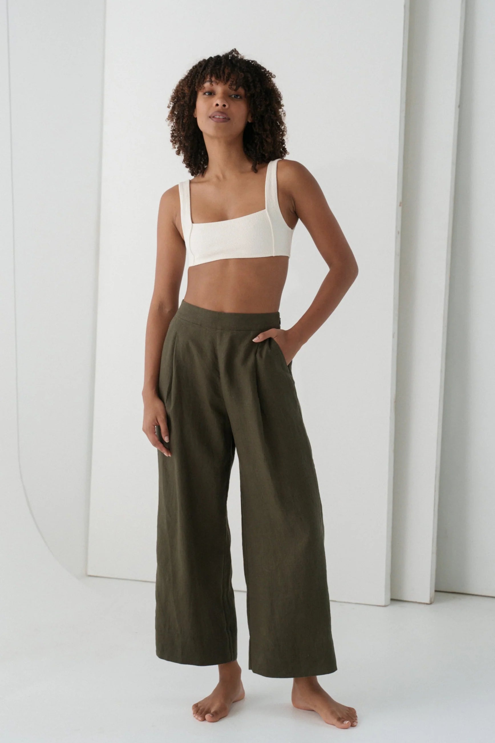 Lilly Pilly Ivy Linen Crop Pants - Khaki