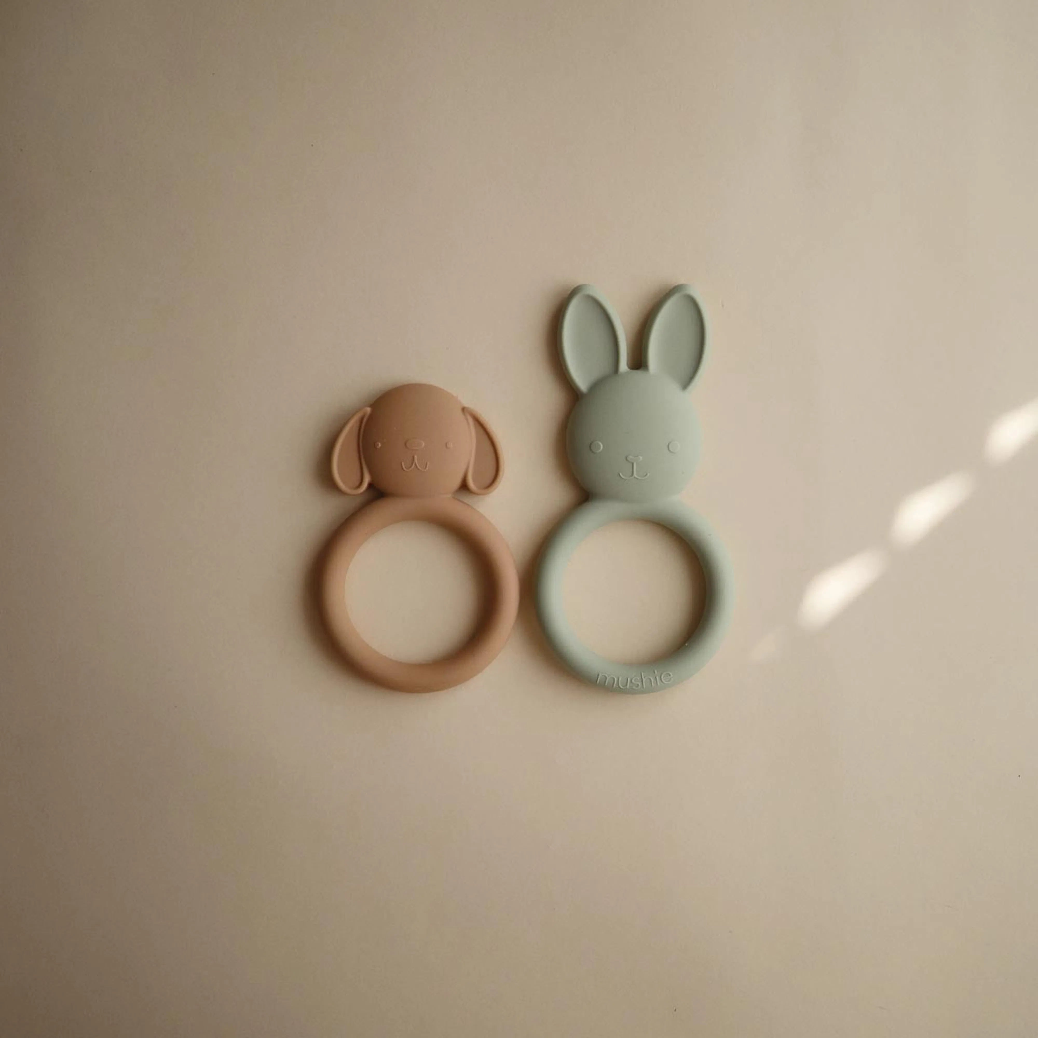 Mushie Dog Teether - Natural