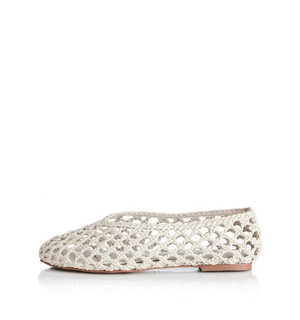 Alias Mae Pierre - Bone