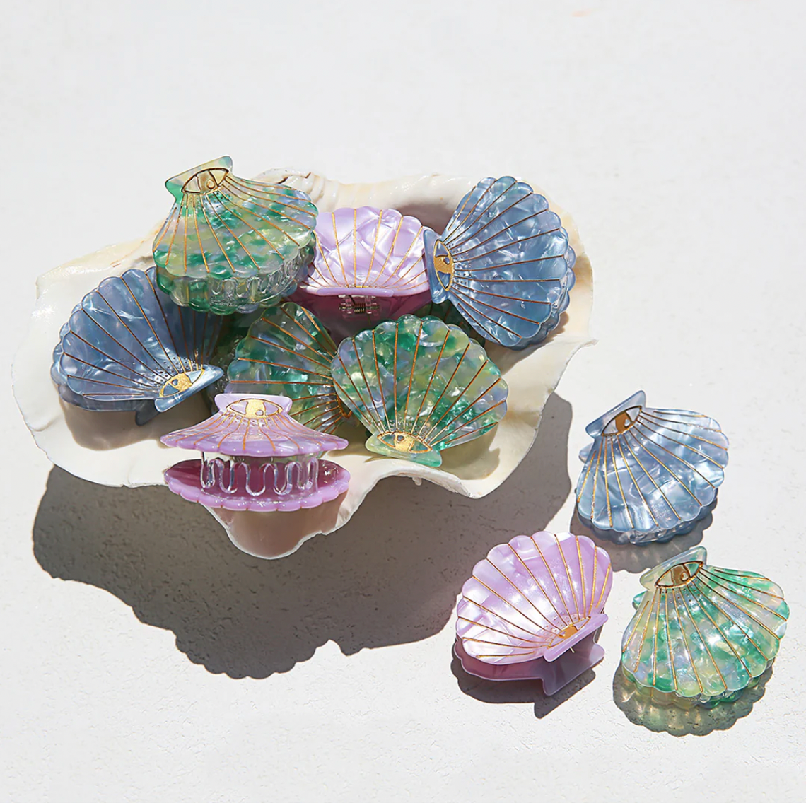 Kingston Shell Clip - Blue Pearl