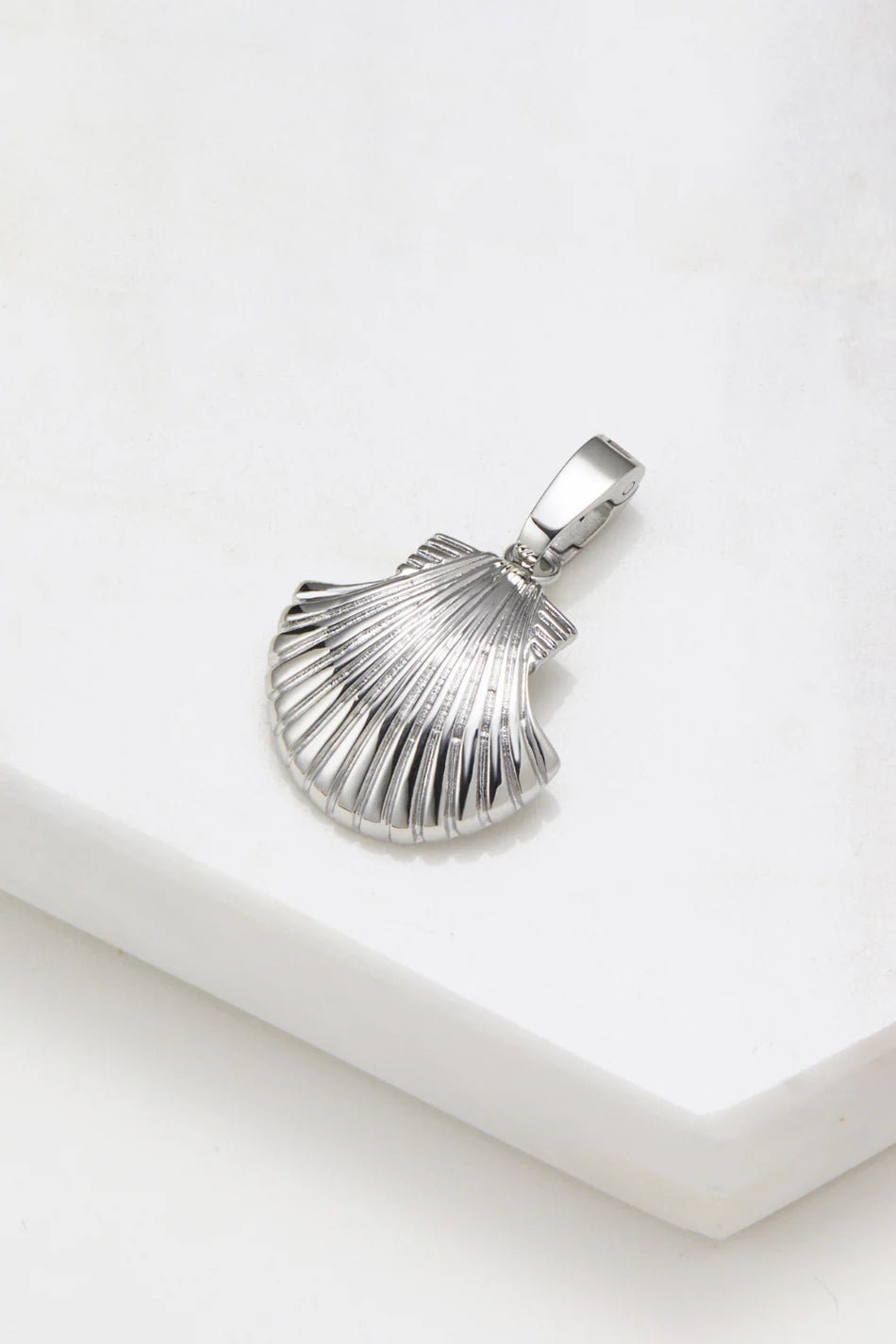 Zafino Large Shell Charm - Silver