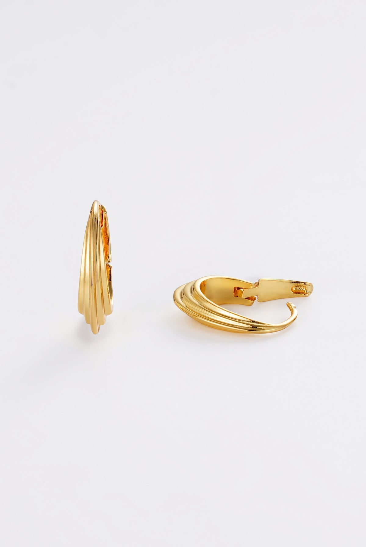 Zafino Marley Hoop Medium - Gold
