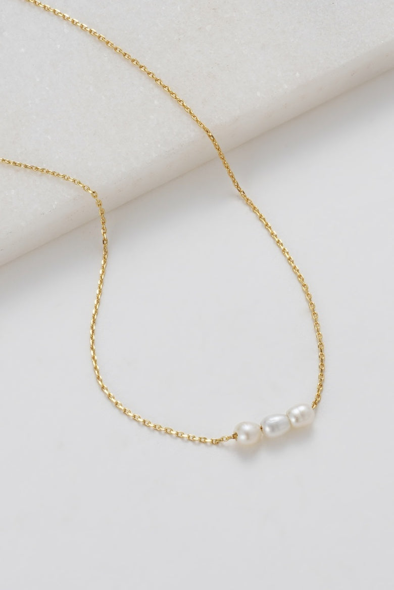 Zafino Mini Pearl Necklace - Gold