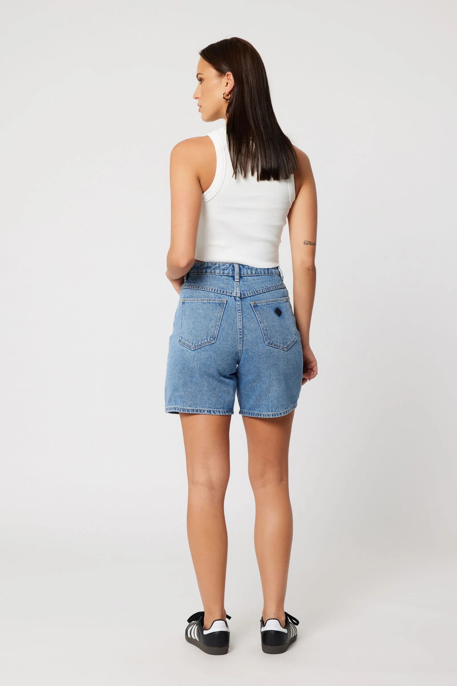 Abrand Carrie Short - Naomi