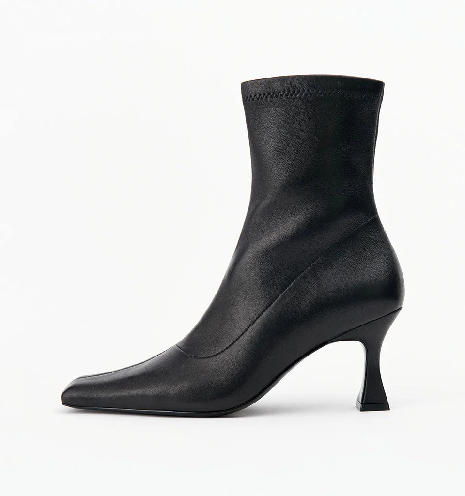 Alias Mae Amelia - Black Stretch Leather