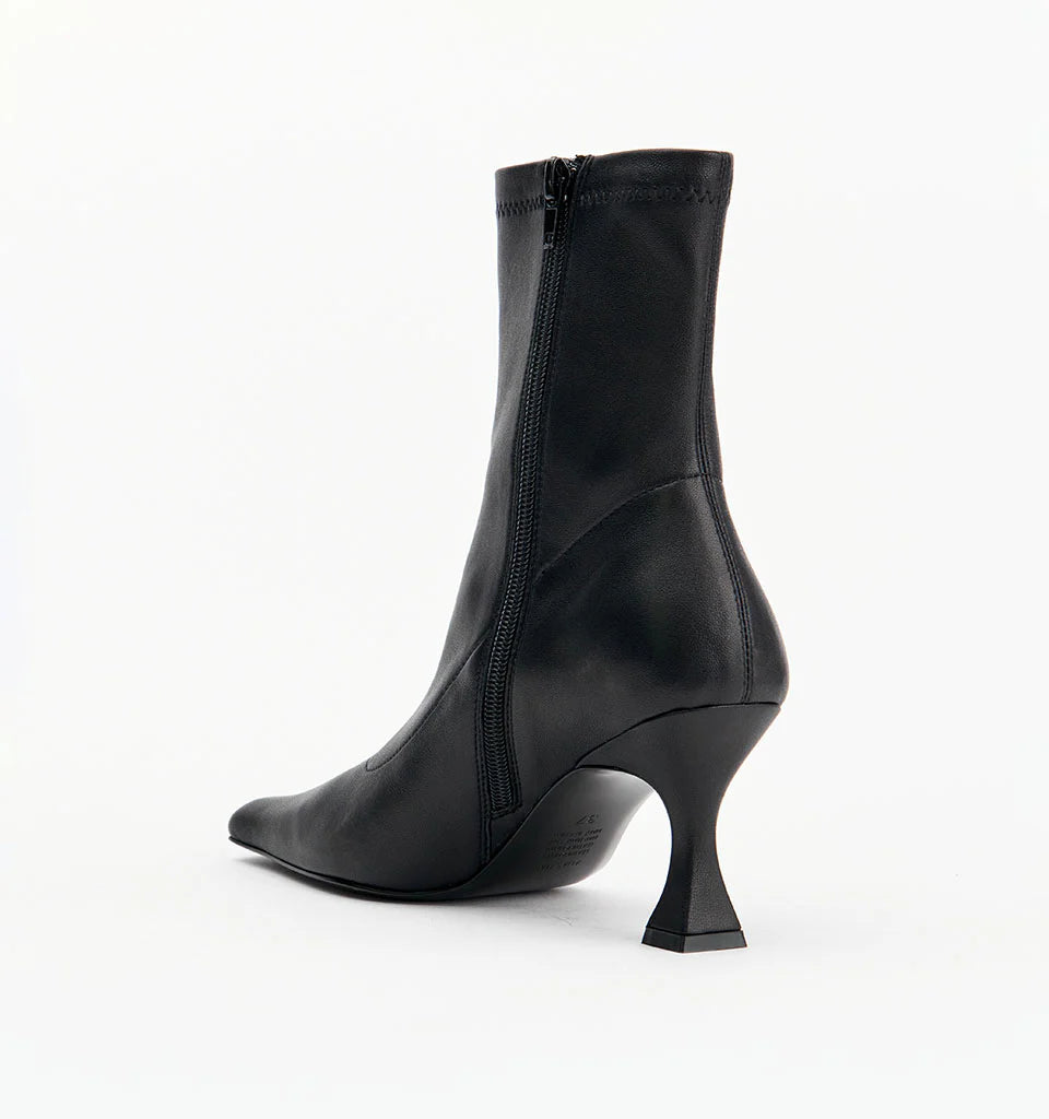 Alias Mae Amelia - Black Stretch Leather