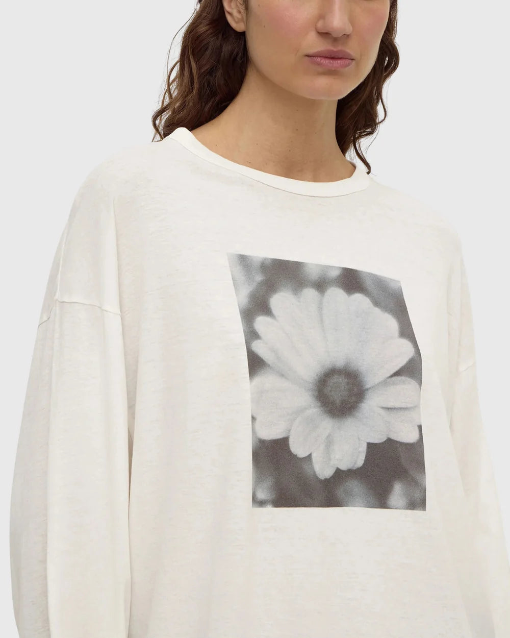 Assembly Label Flora Wide Sleeve Tee - Antique White