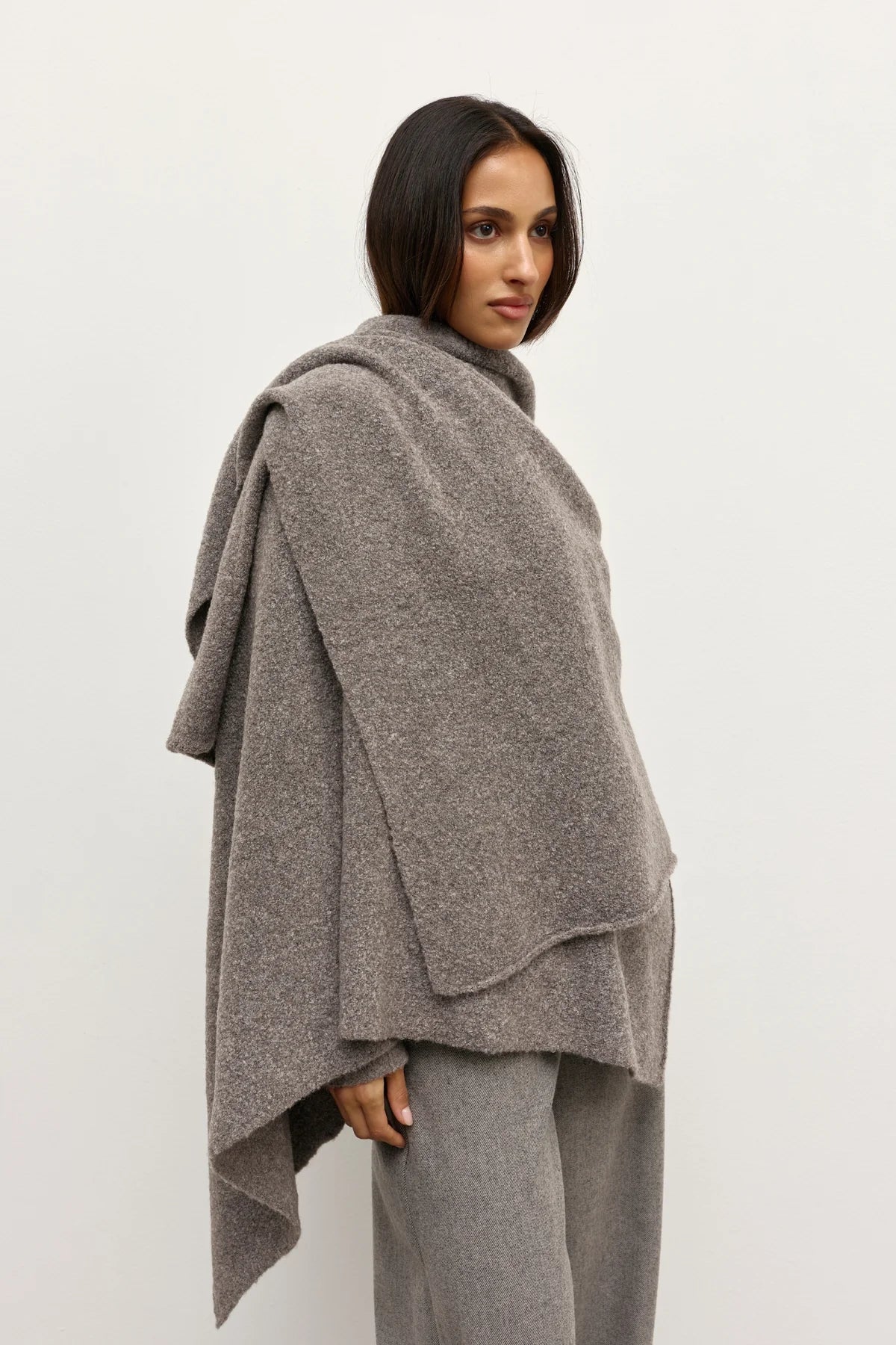 Bayse Soba Scarf - Beige Grey