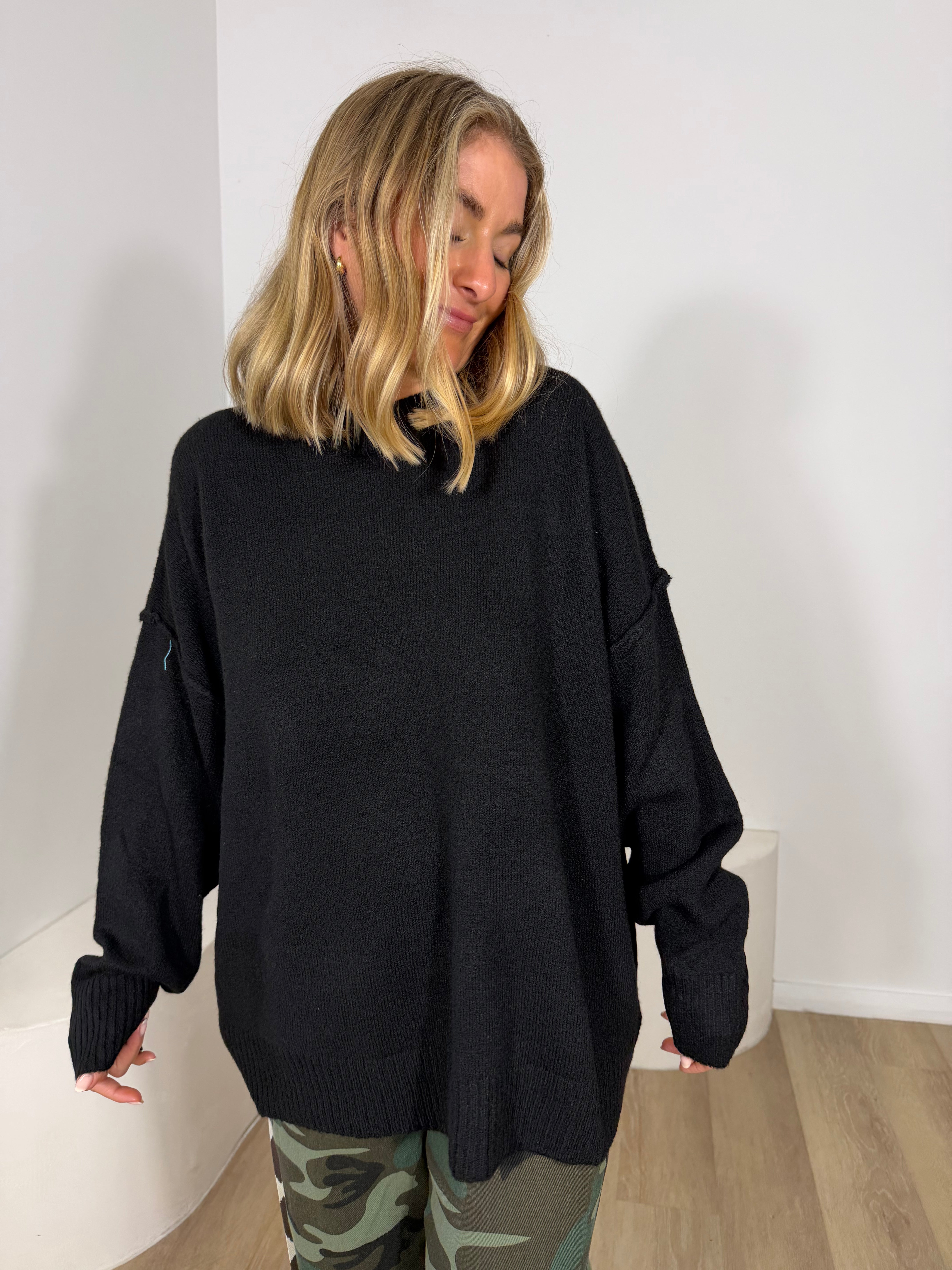 By Frankie Fluffy Knit - Black