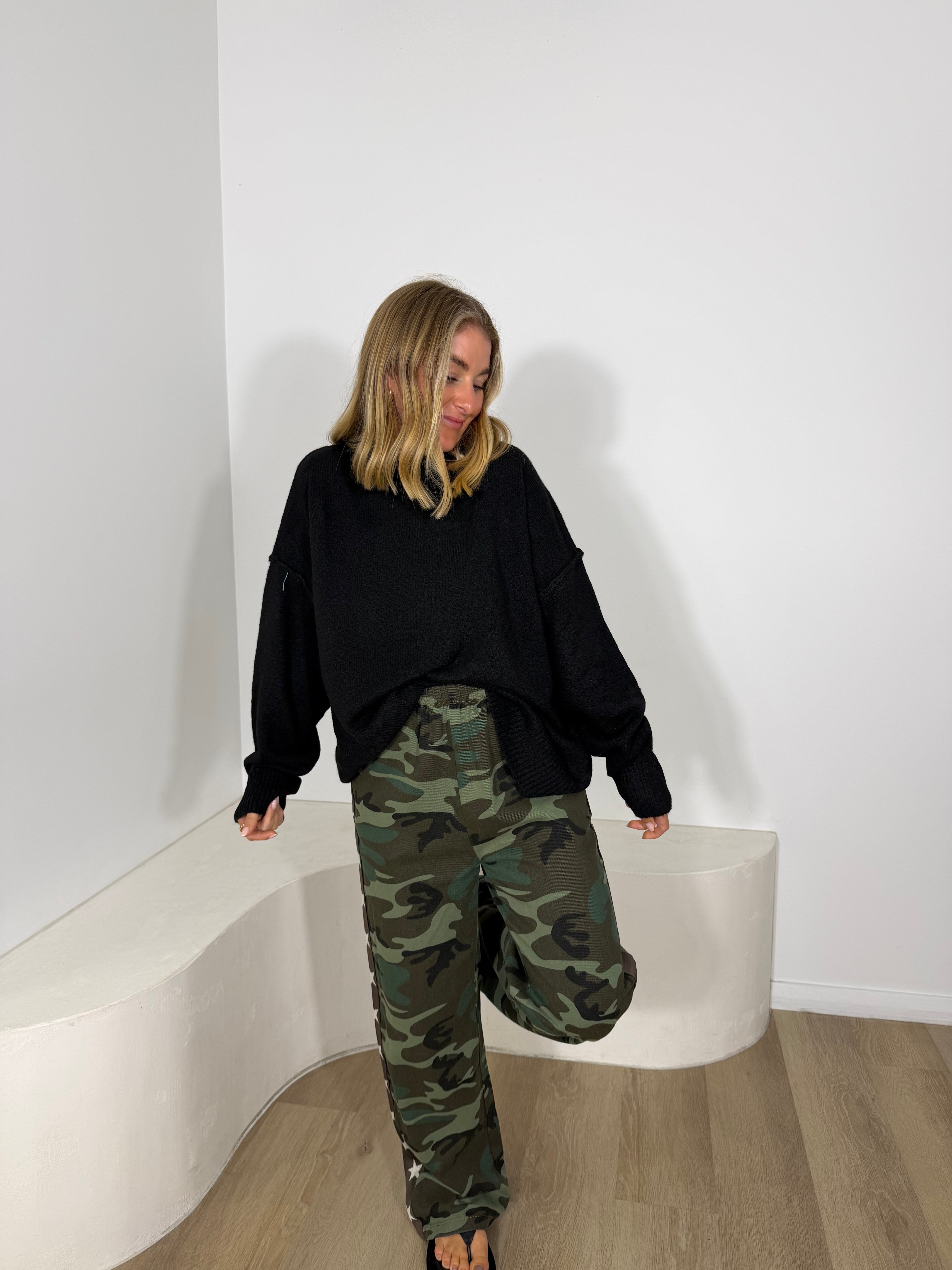 By Frankie Fluffy Knit - Black