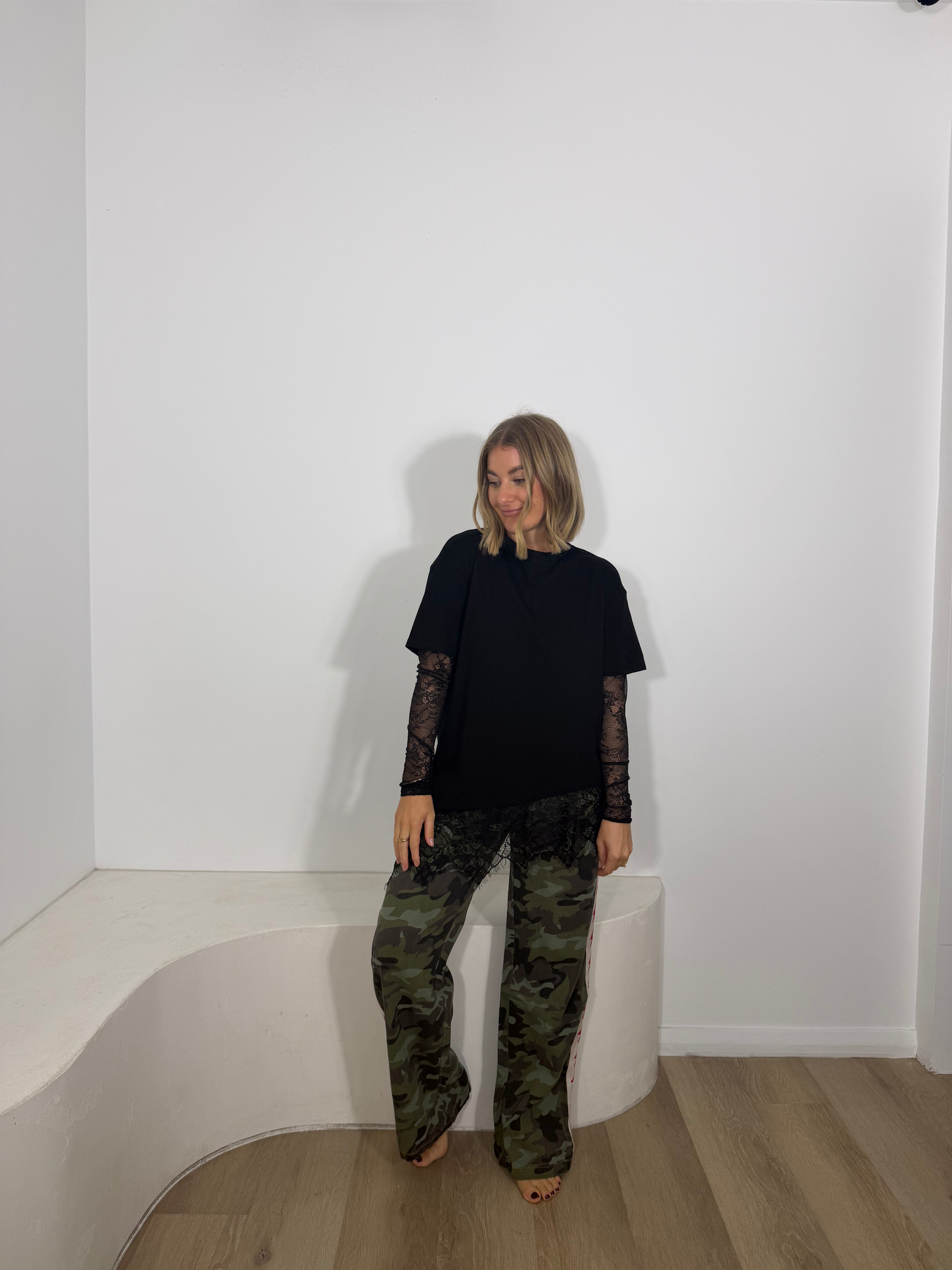 By Frankie Lace Long Sleeve - Black