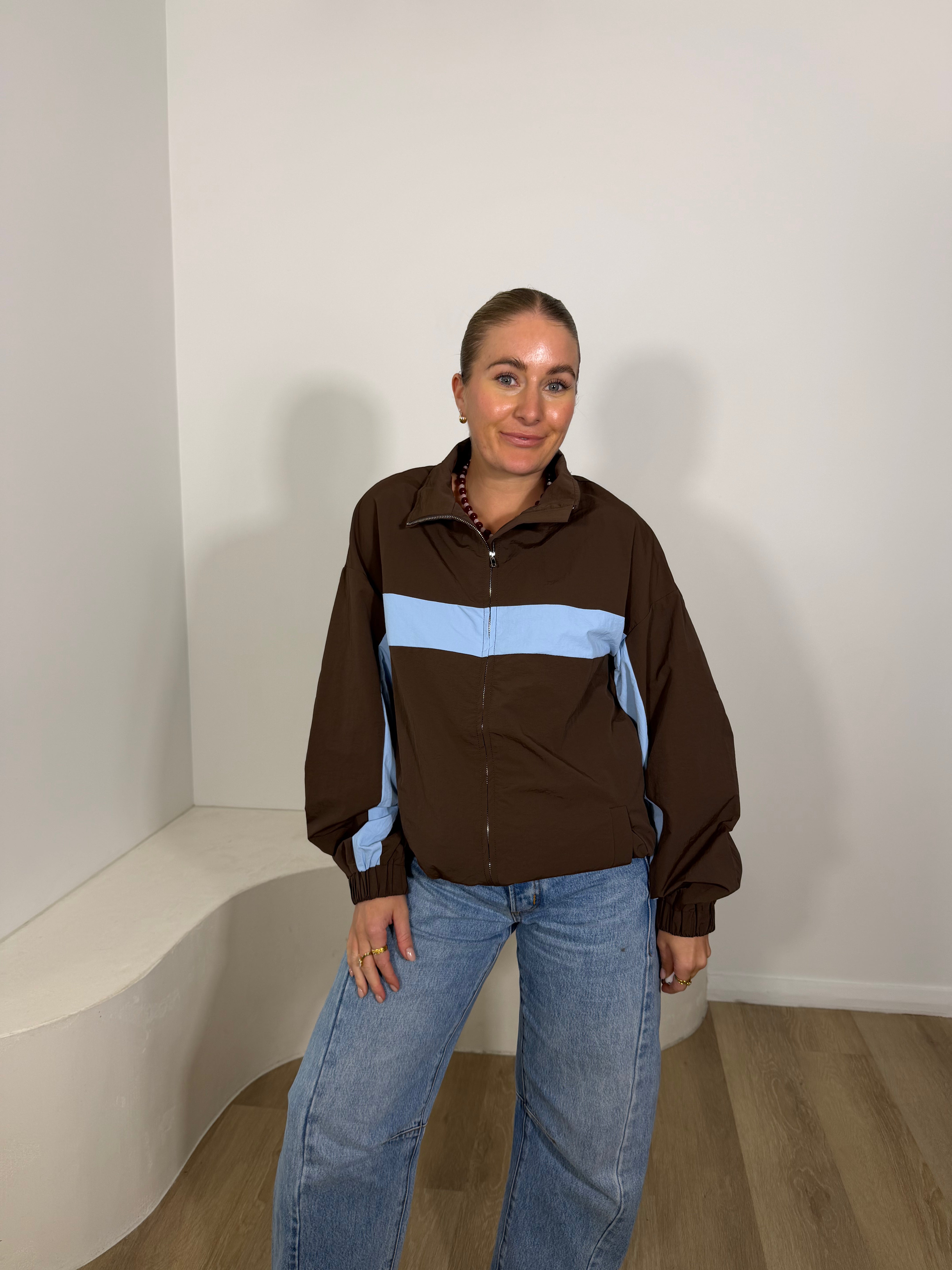 By Frankie Windbreaker Jacket - Choc & Blue
