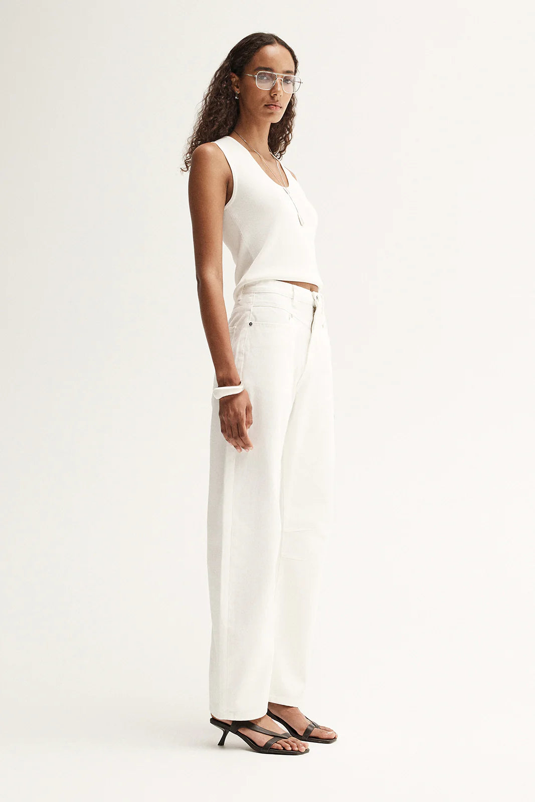 Elka Collective Chelsea Barrel Jean - Ivory