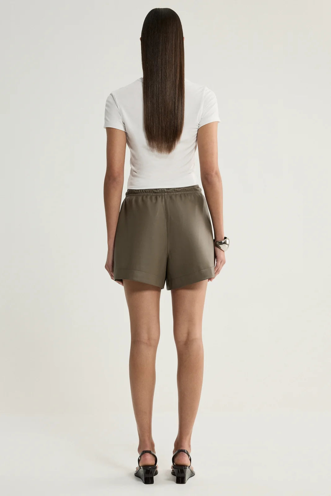 Elka Collective Emerson Short - Taupe
