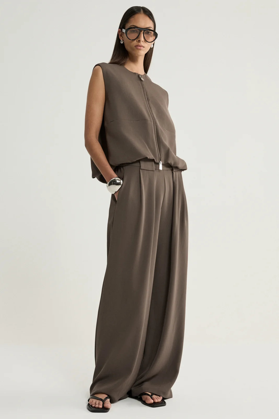 Elka Collective Margot Vest - Taupe