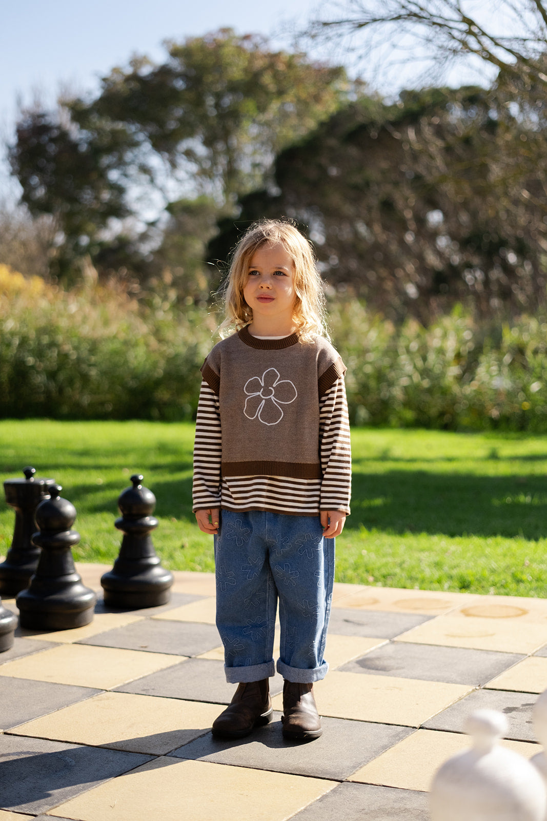 Grown Organic Fields Embroidery Knit Vest - Espresso