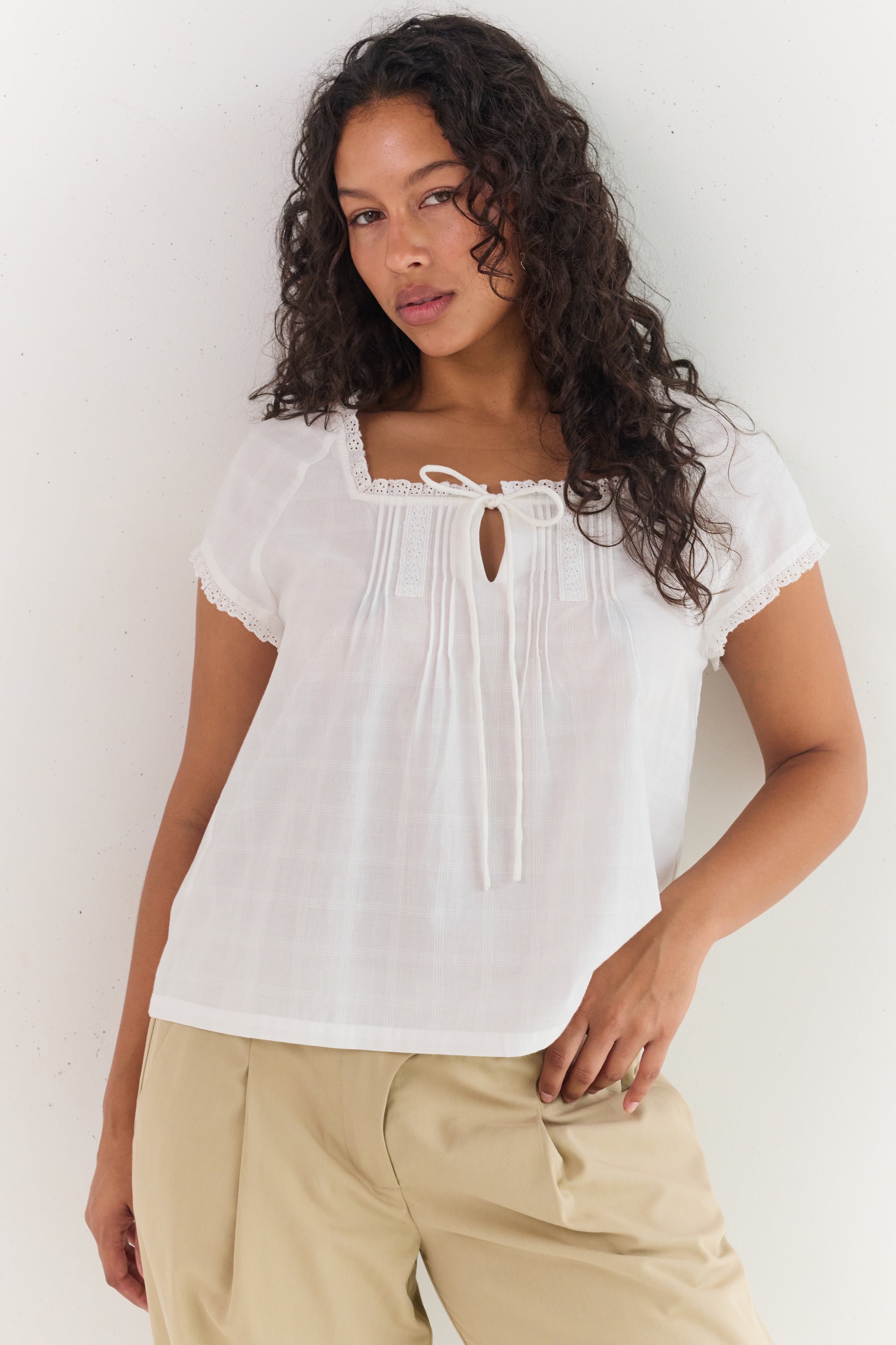 JUNI Amelia Blouse - Blanc