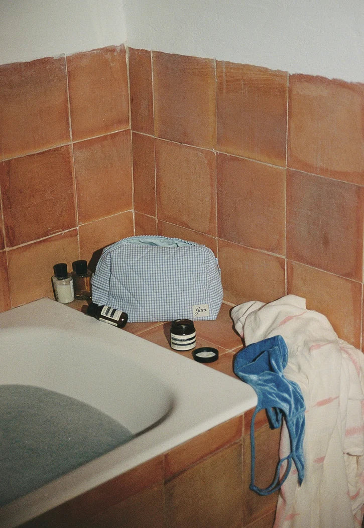 Juni Essentials Pouch - Check COMING SOON
