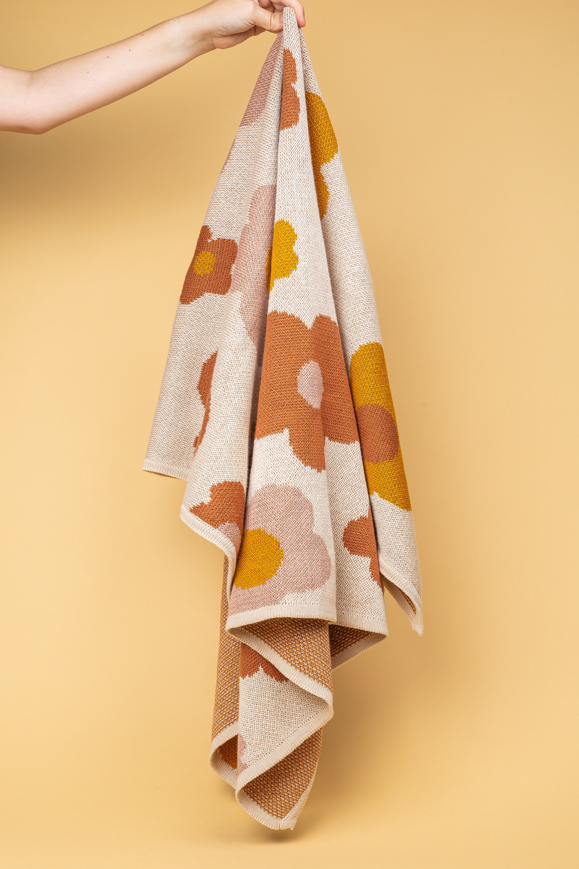 Kiin Organic Cotton Knitted Blanket - Bloom