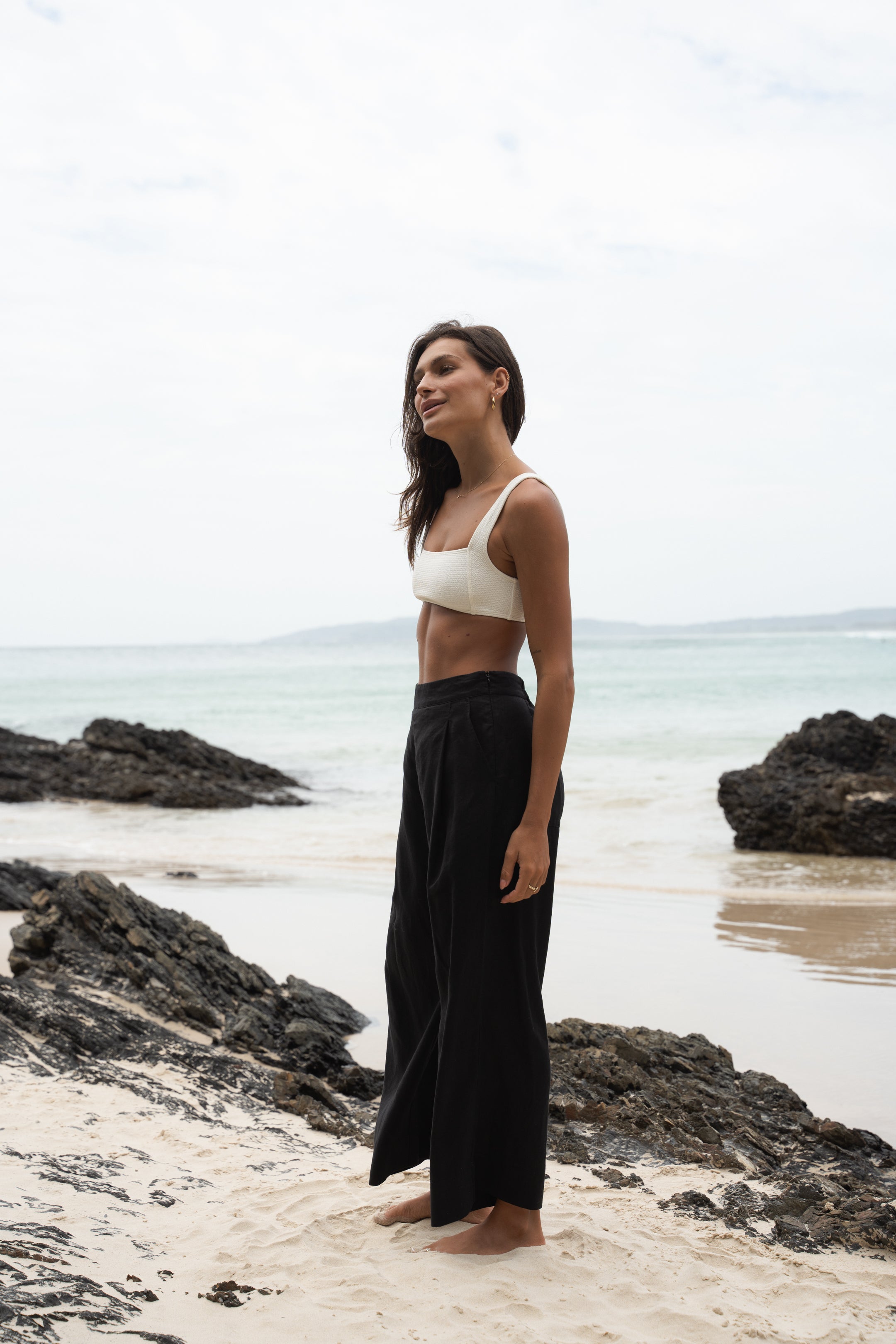 Lilly Pilly Ivy Linen Crop Pants - Black