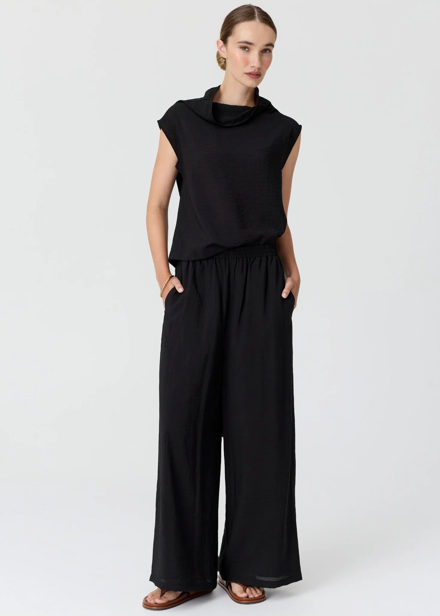 POL Fennel Cowl Neck Top - Black