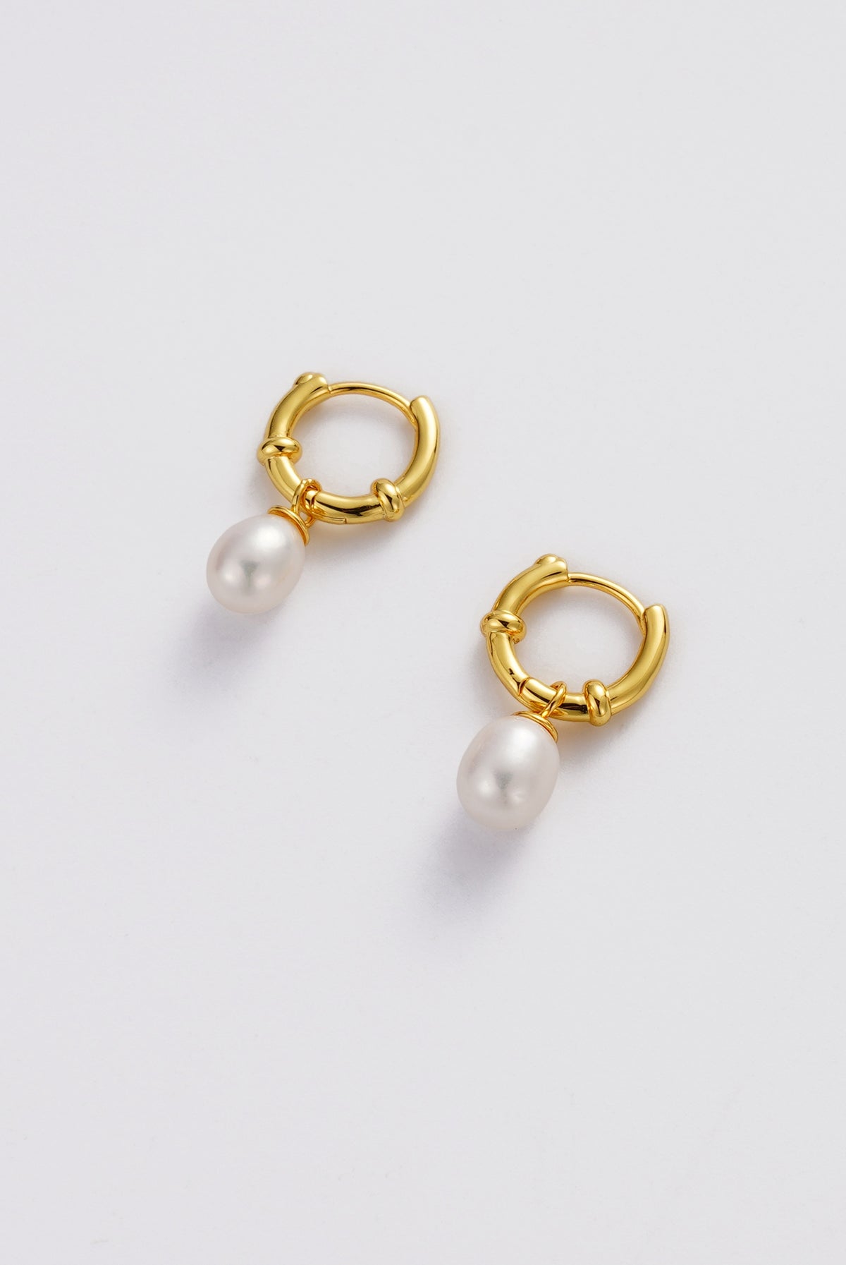 Zafino Tessa Pearl Hoop - Gold